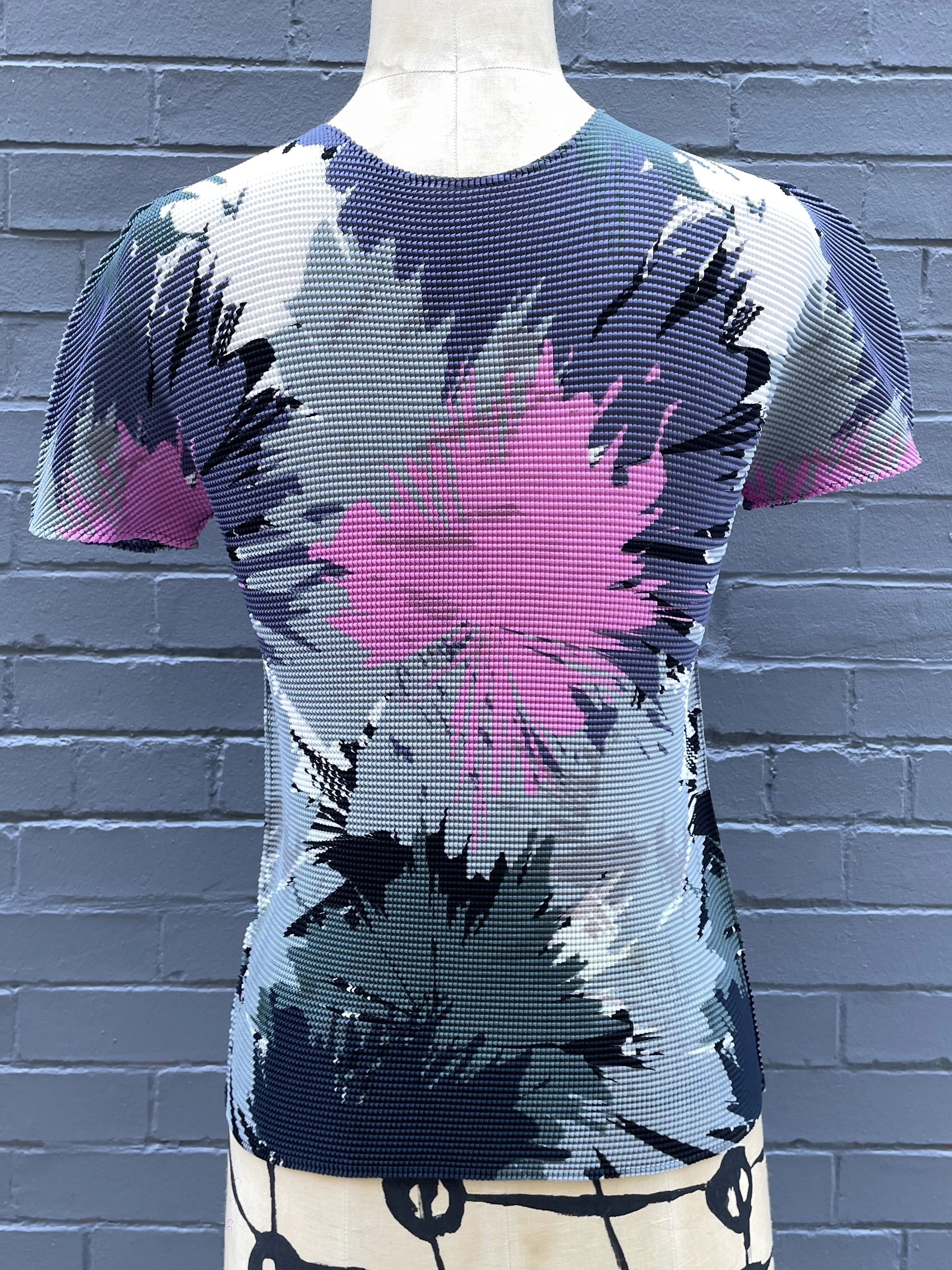 Issey Miyake Cauliflower Top — City Opera Thrift Shop